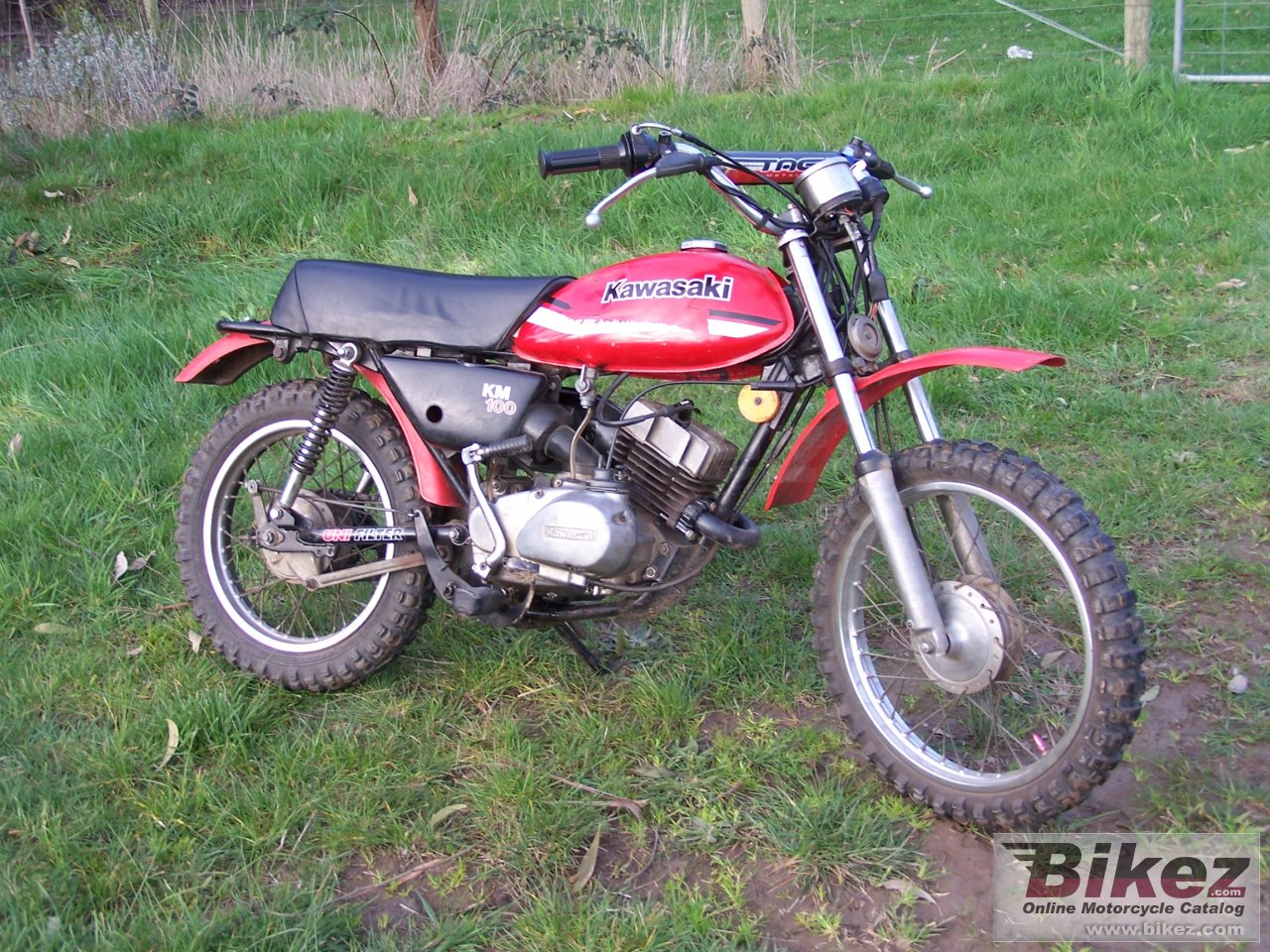 Big nymous user. km 100 picture and wallpaper from Bikez.com